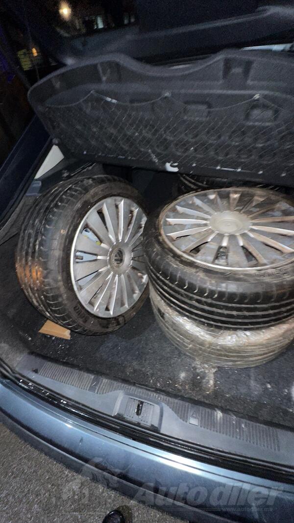 Fabričke - Fabricke - Aluminijum felne