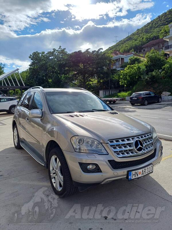 Mercedes Benz - ML 320