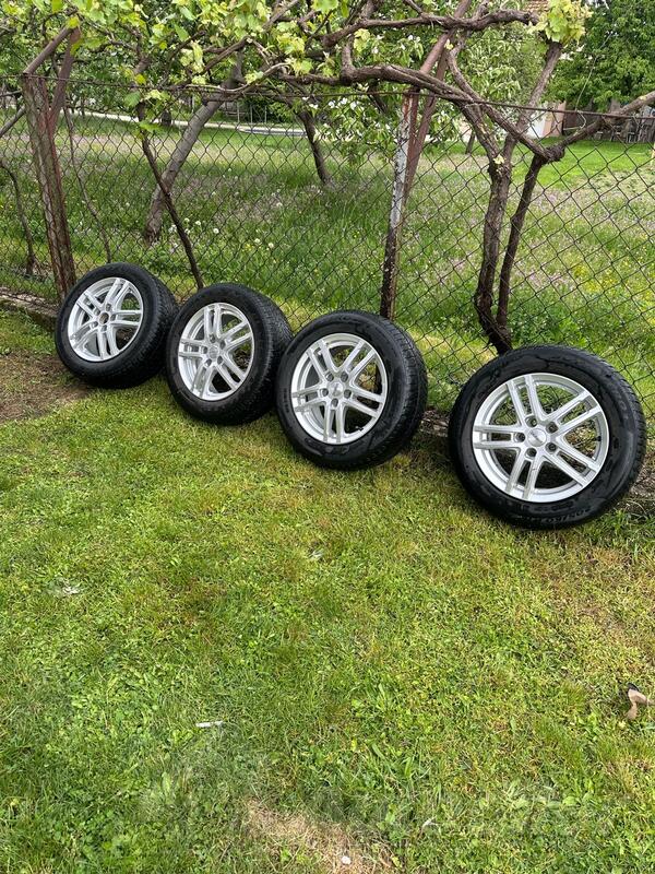 DEZENT felne i Dunlop gume