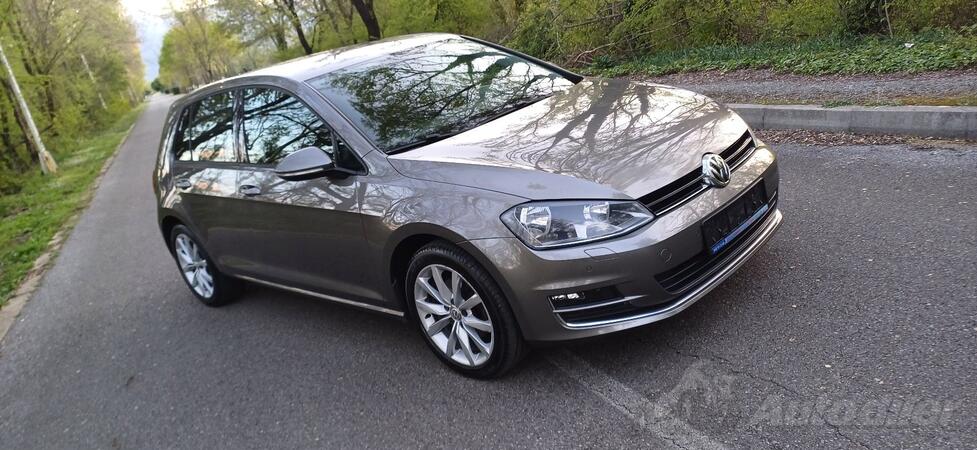 Volkswagen - Golf 7 - 1.6 TDI