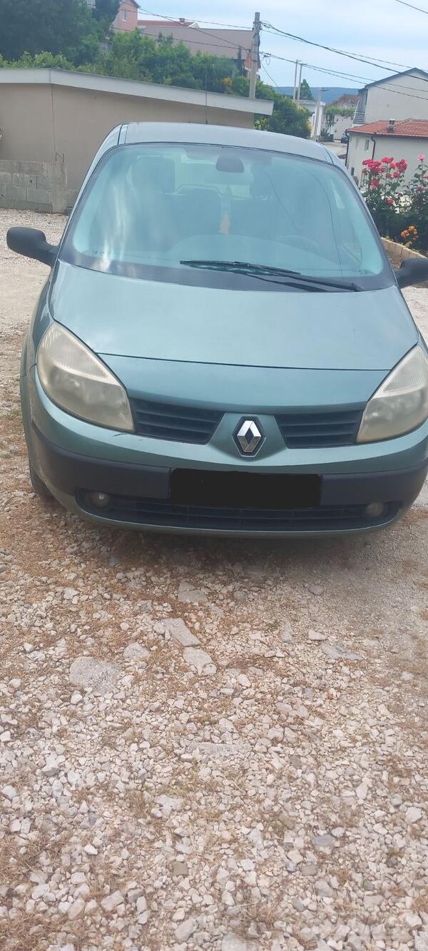 Renault - Scenic - 1.5 DCI