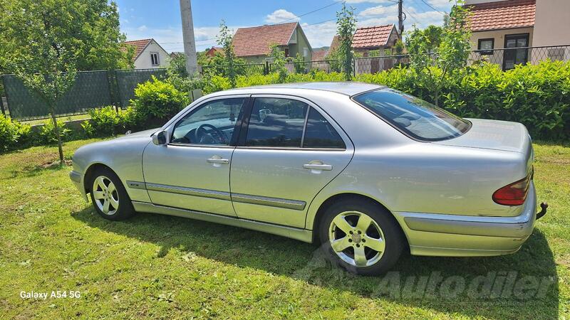 Mercedes Benz - 220 - 220cdi8