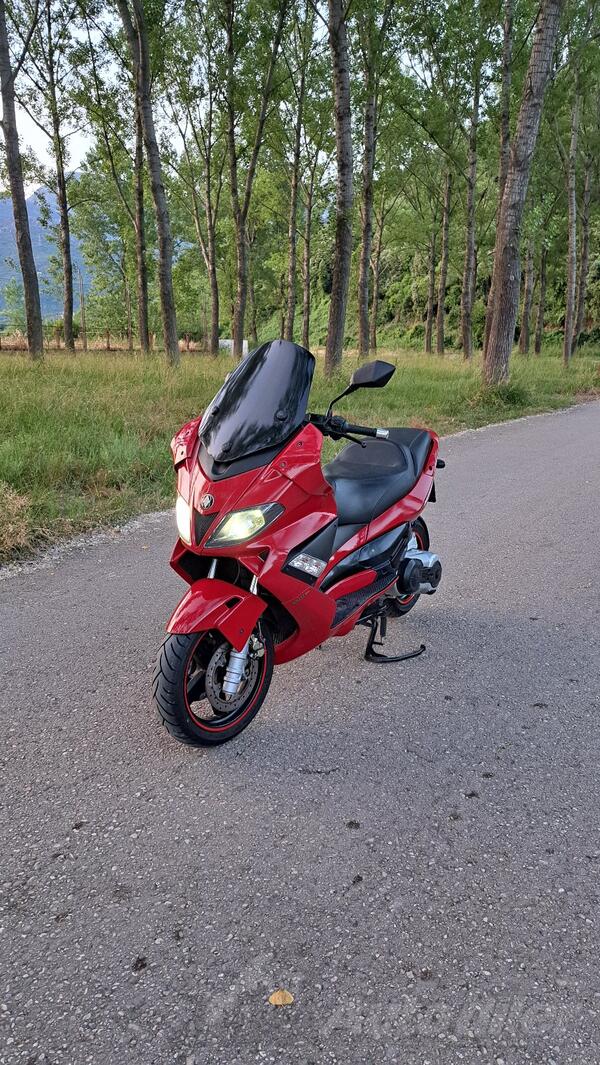 Gilera - Nexus