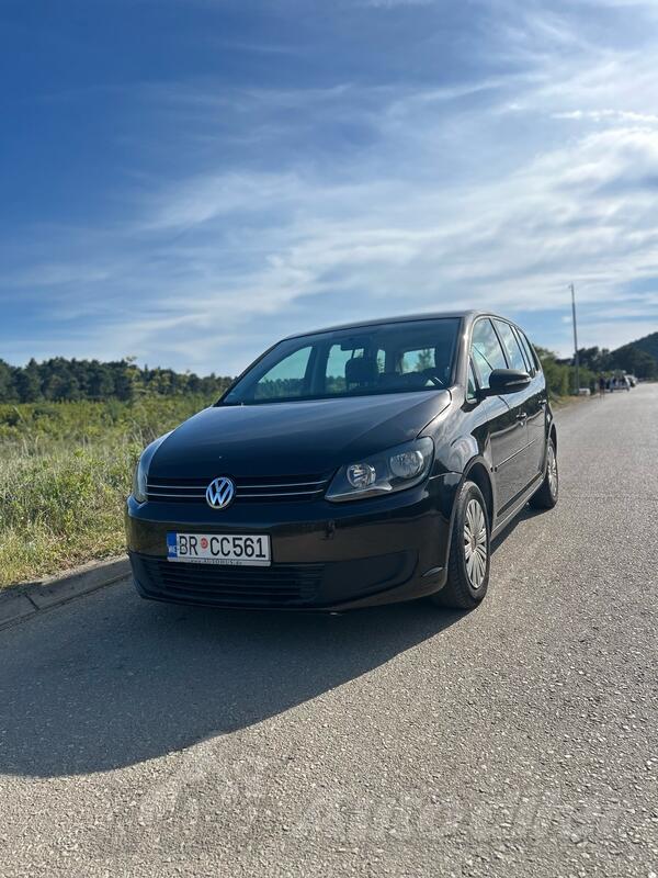 Volkswagen - Touran - 2.0 DSG