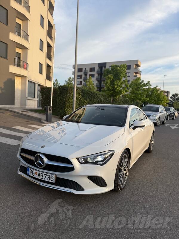 Mercedes Benz - CLA 180