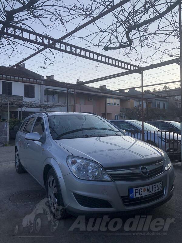 Opel - Astra - 1'7 cdti  81 kw