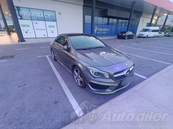 Mercedes Benz - CLA 200