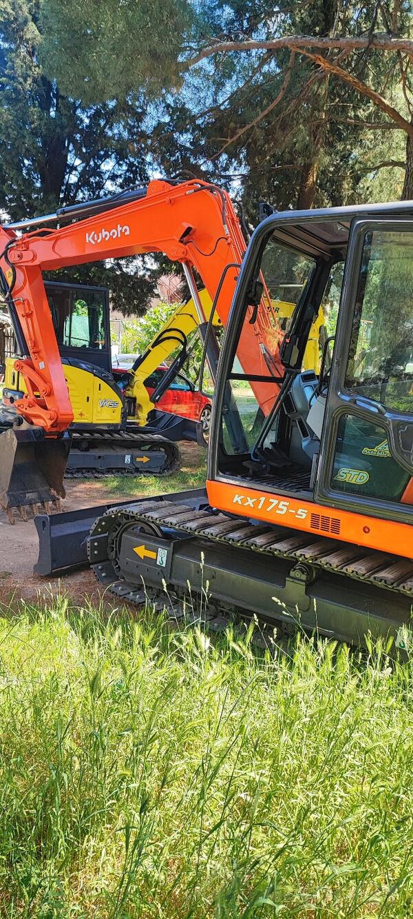 Kubota - kx175