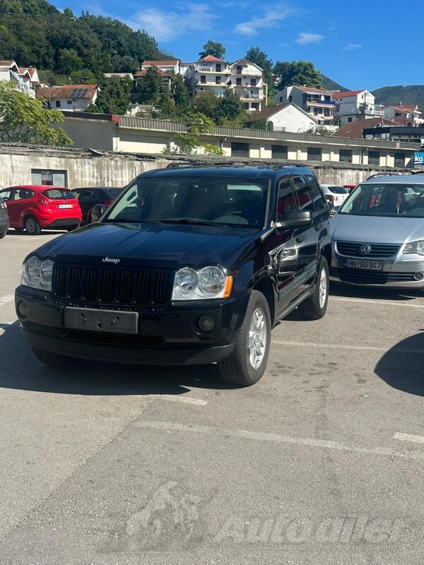 Jeep - Grand Cherokee - 3.0 LAREDO