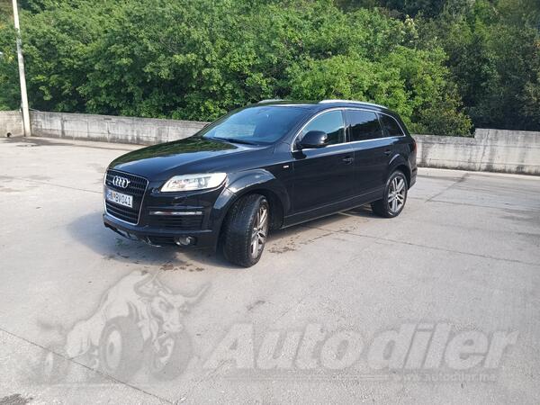 Audi - Q7 - 300 TDI Quattro