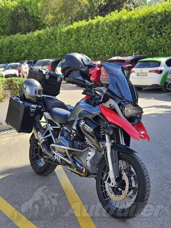 BMW - GS 1200 LC