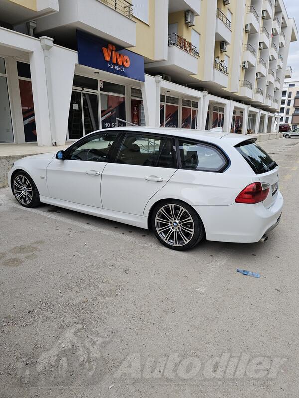 BMW - 320 - M