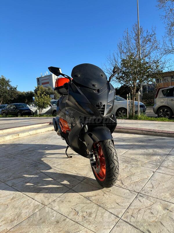 Gilera - Nexus 500