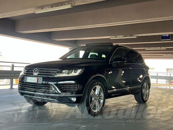 Volkswagen - Touareg - 3.0tdi