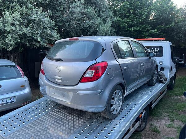 U djelovima Opel - Corsa 1.2b
