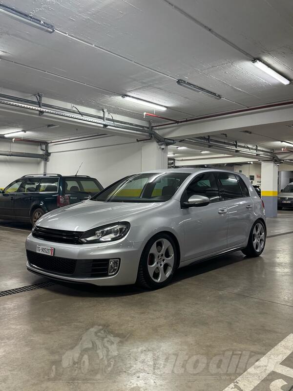 Volkswagen - Golf GTI - 2.0