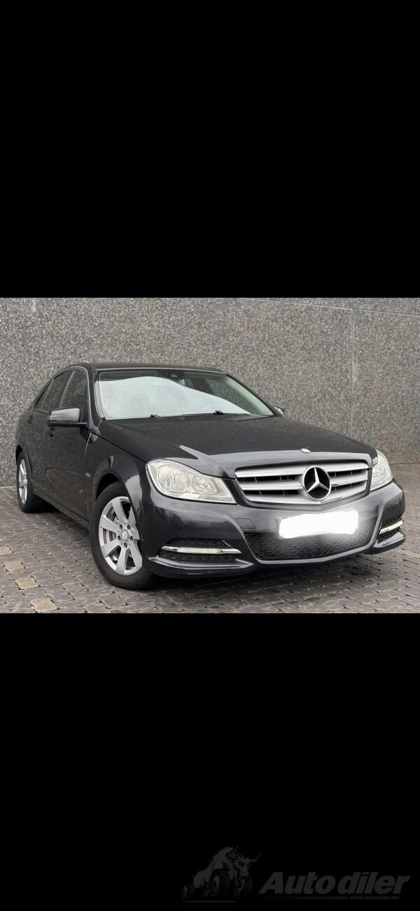Mercedes Benz - C 180 - Cdi