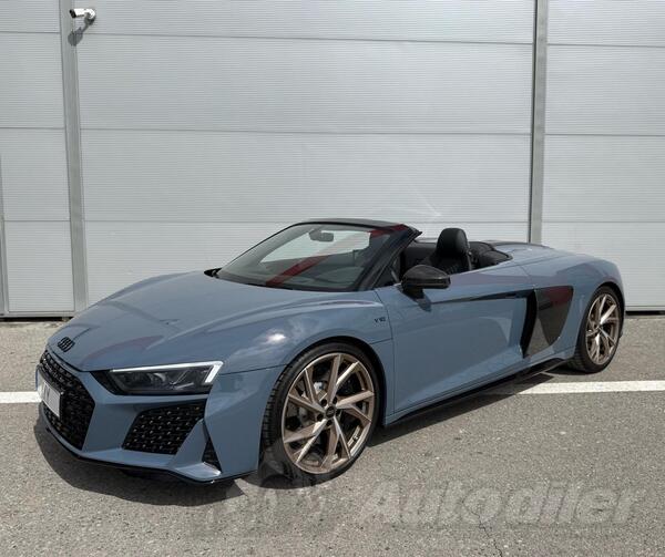 Audi - R8 - V10 5.2 FSI