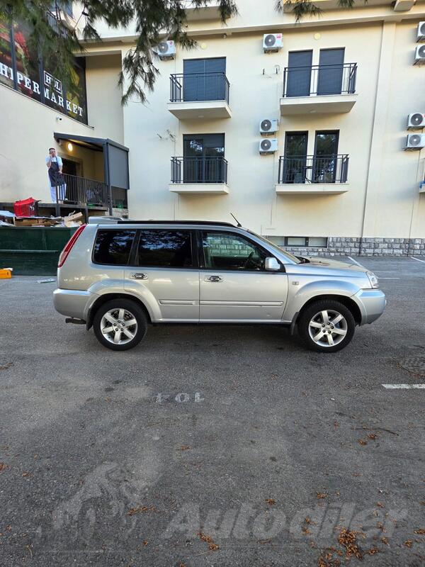 Nissan - X-Trail - 2.2 4x4