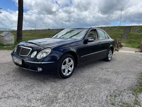 Mercedes Benz - E 270 - CDI