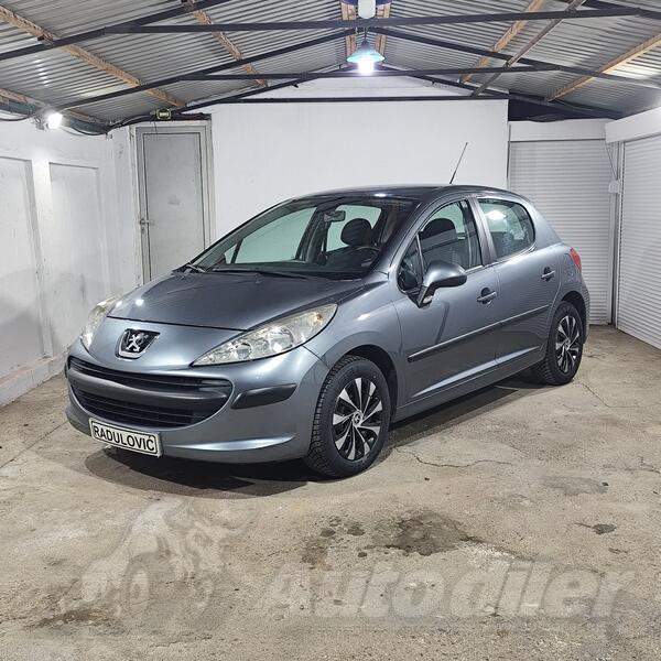 Peugeot - 207 - 1.4 HDI...