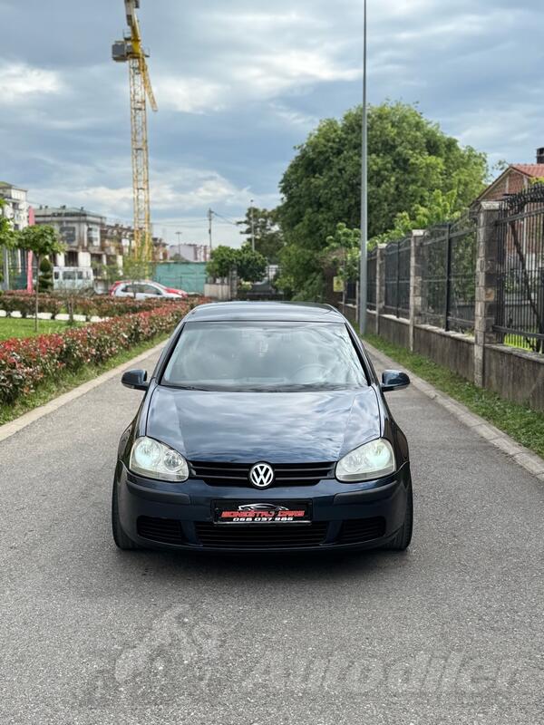 Volkswagen - Golf 5 - 1.9 TDI