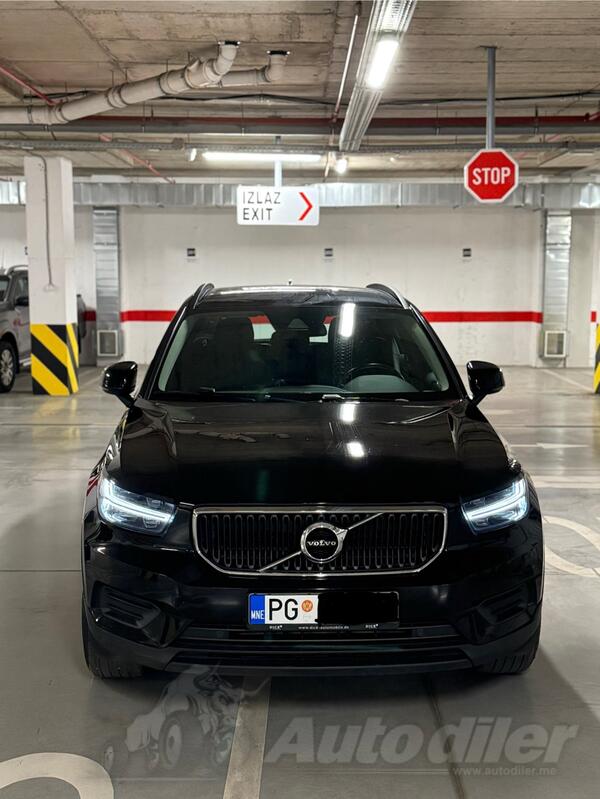 Volvo - XC 40 - 2.0