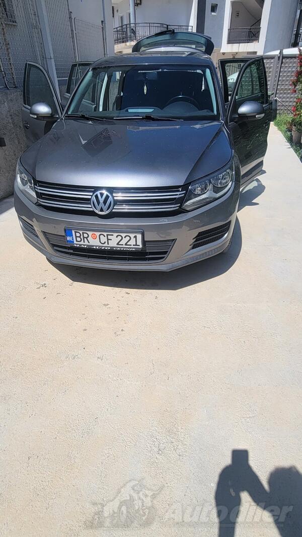Volkswagen - Tiguan - 2.0 tdi
