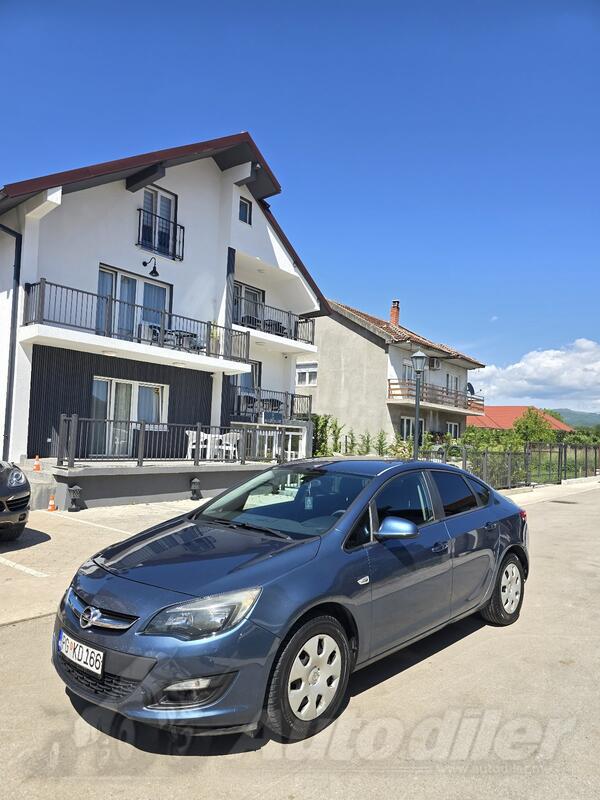 Opel - Astra - 1.6cdti