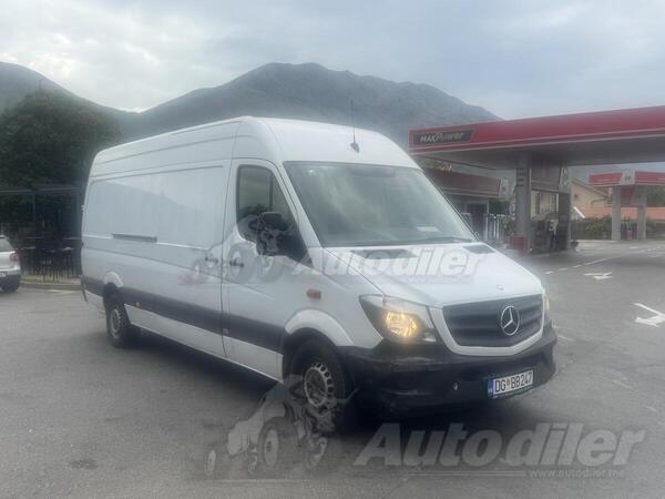 Mercedes Benz - Sprinter