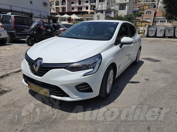 Renault - Clio - 1.6 E-TECH HYBRID AUTOMATIC