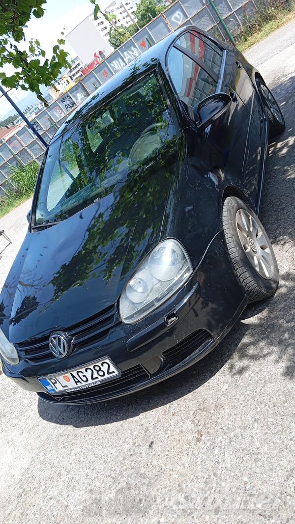 Volkswagen - Golf 5 - 2.0 tdi