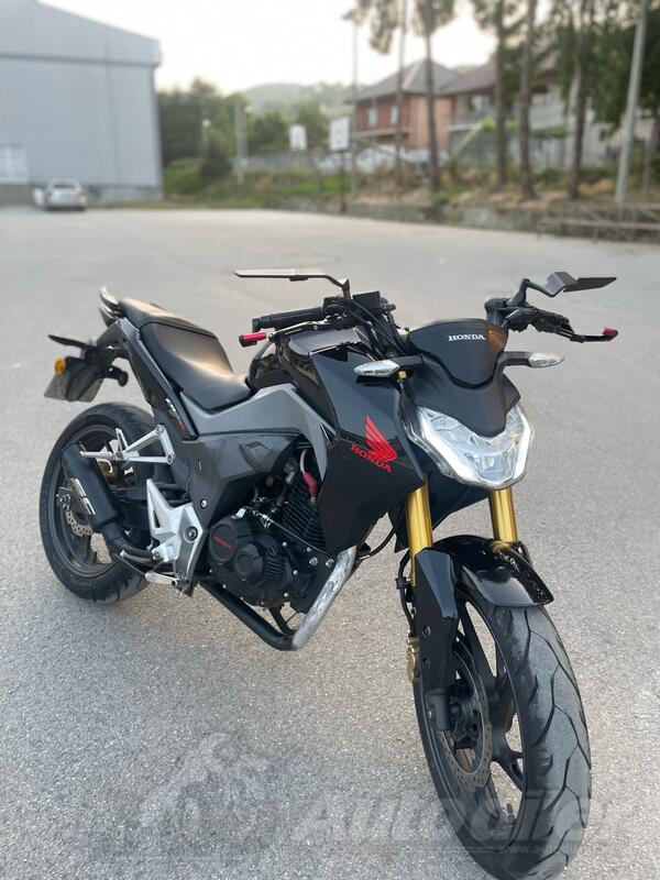 Honda - CB190R