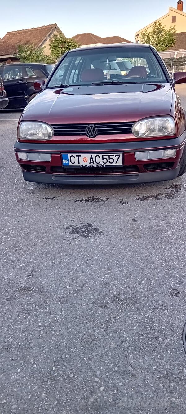 Volkswagen - Golf 3 - 1.6