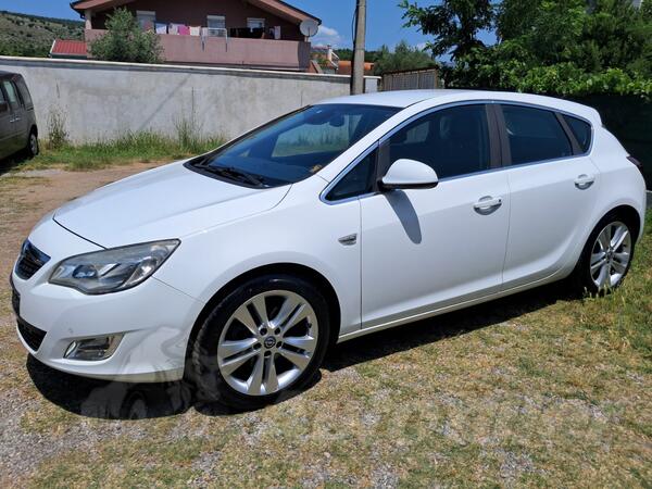Opel - Astra - 1.7 CDTI