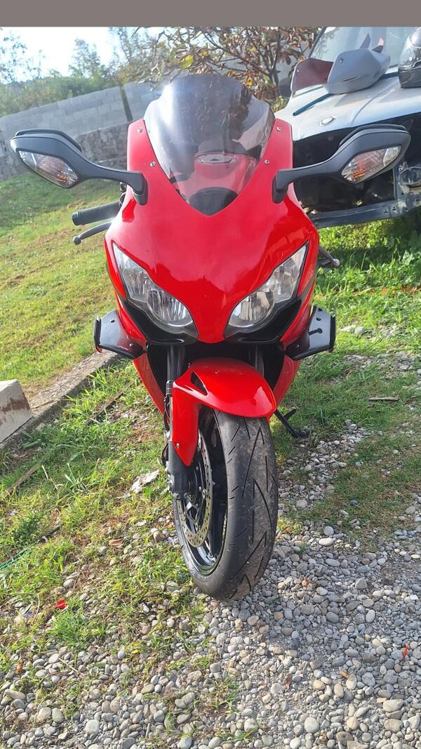 Honda - cbr1000rr