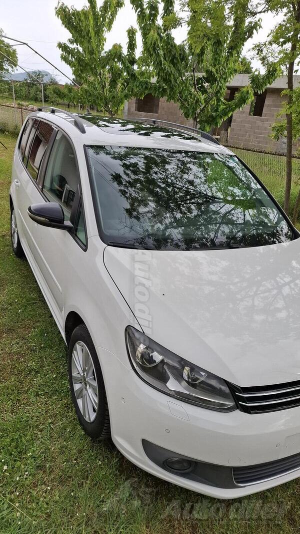 Volkswagen - Touran - 2.o  tdi