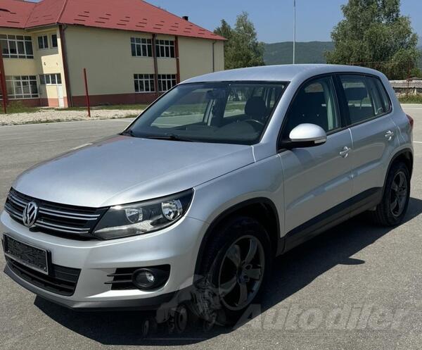 Volkswagen - Tiguan - 2.0 tdi