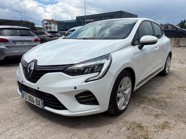 Renault - Clio - 1.6 Automatik Hybrid 140cv BVA6