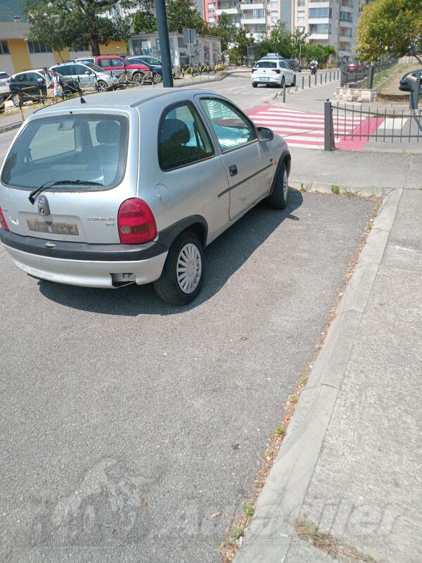 Opel - Corsa - cl