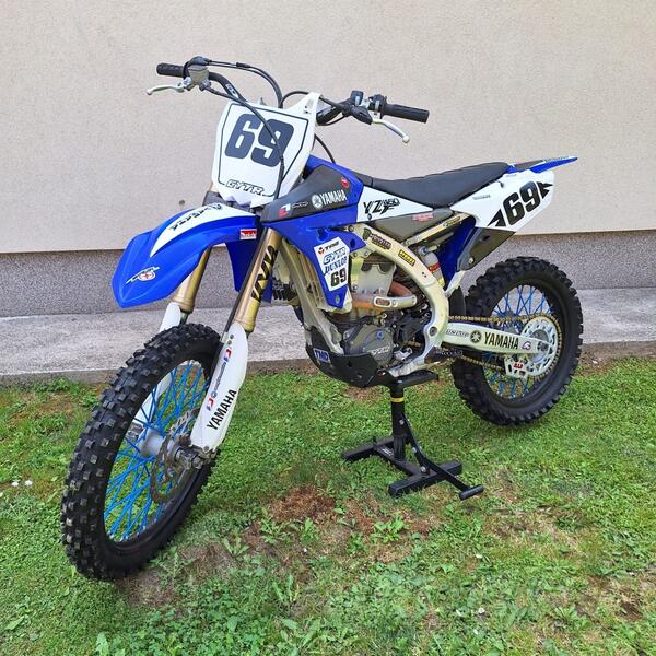 Yamaha - YZ450F