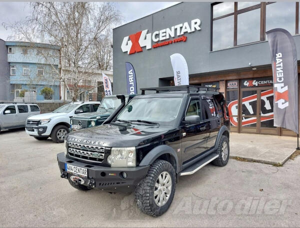Land Rover - Discovery - 4.4 V8 SE