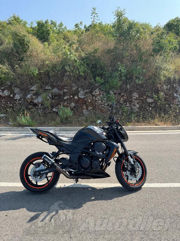 Kawasaki - Z750