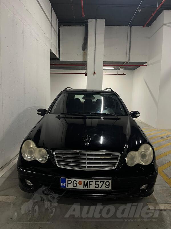 Mercedes Benz - 220 - 2.2 CDI