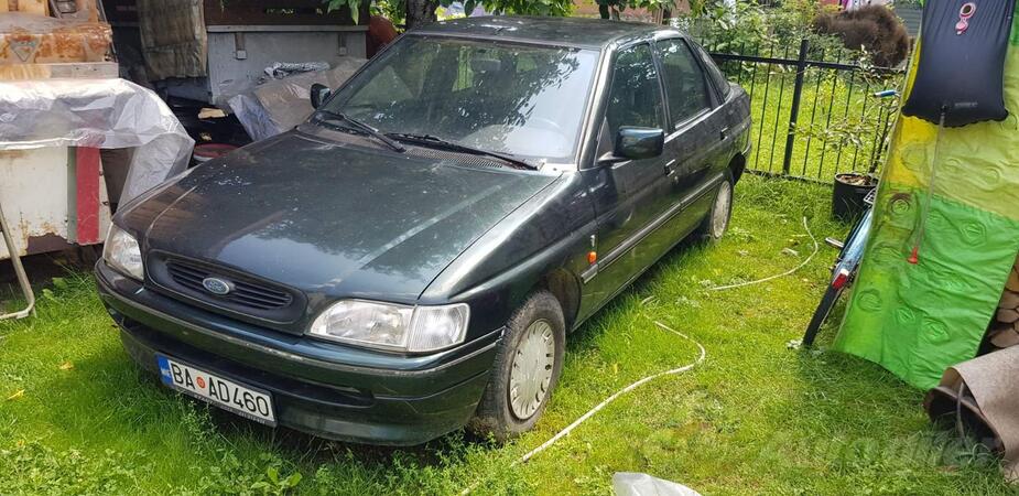 Ford - Escort - 1.8
