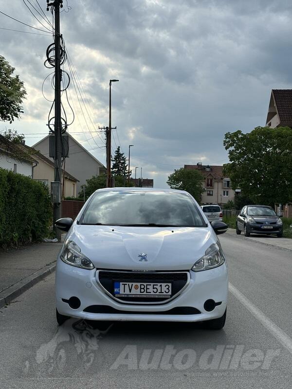 Peugeot - 208 - 1.5 HDI