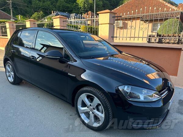 Volkswagen - Golf 7 - WW GOLF 7 1,6 tdi 77kw 2013god