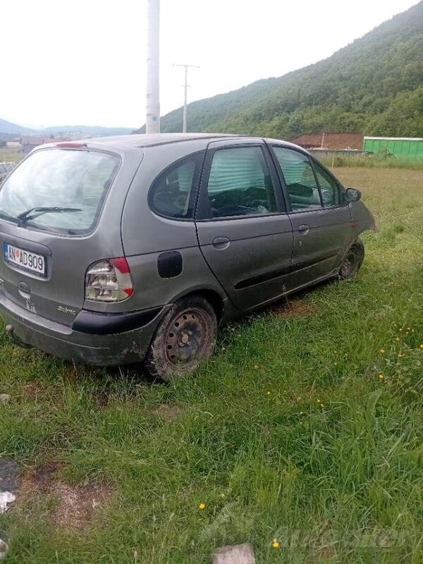 U djelovima Renault - Scenic 1.9 dci