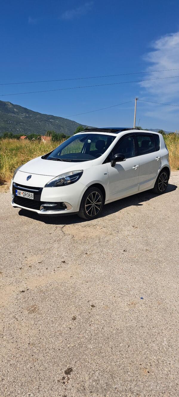 Renault - Scenic - 1.5 DCI