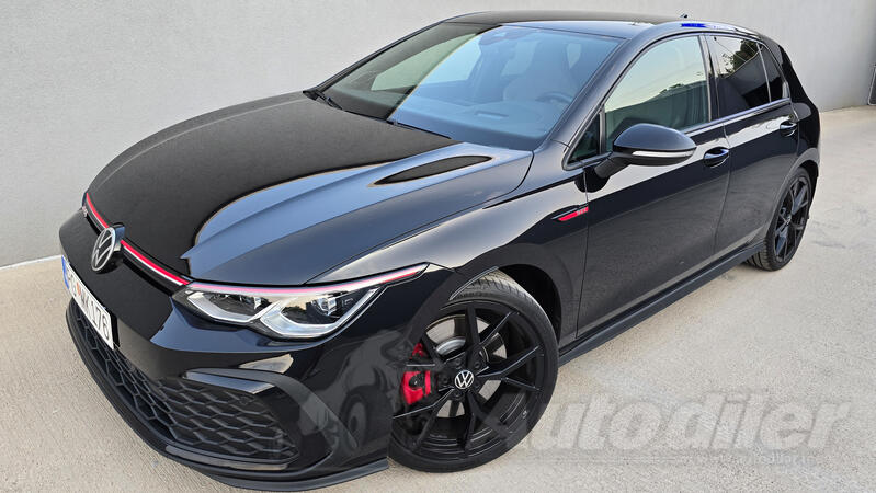 Volkswagen - Golf 8 - GTI